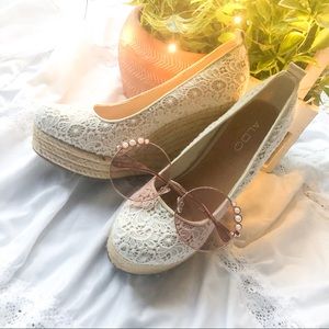 {ALDO} dainty lace and twine wedges